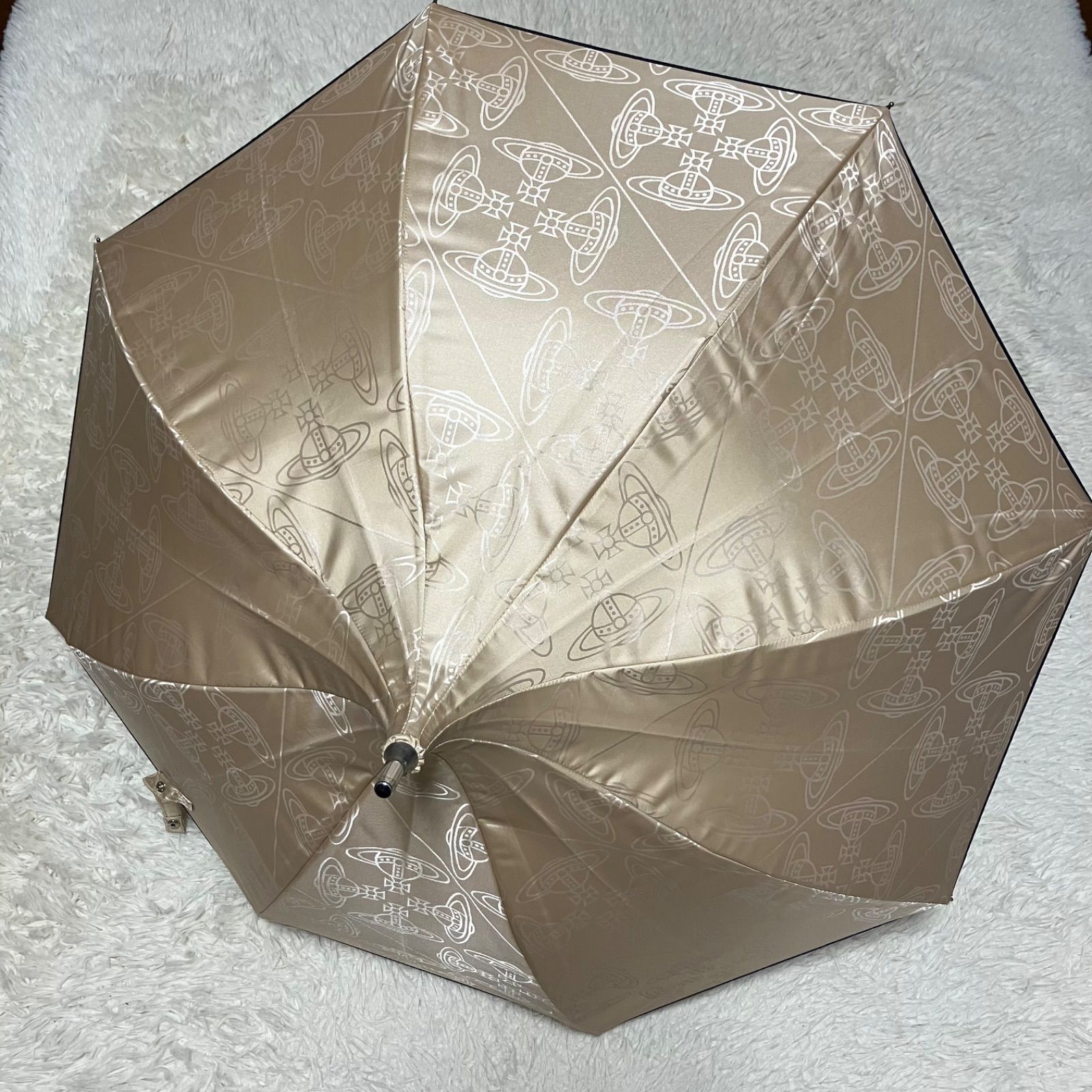 Vivienne Westwood ヴィヴィアンウエストウッド パゴダ 日傘 雨傘 両用 ベージュ オーブ柄