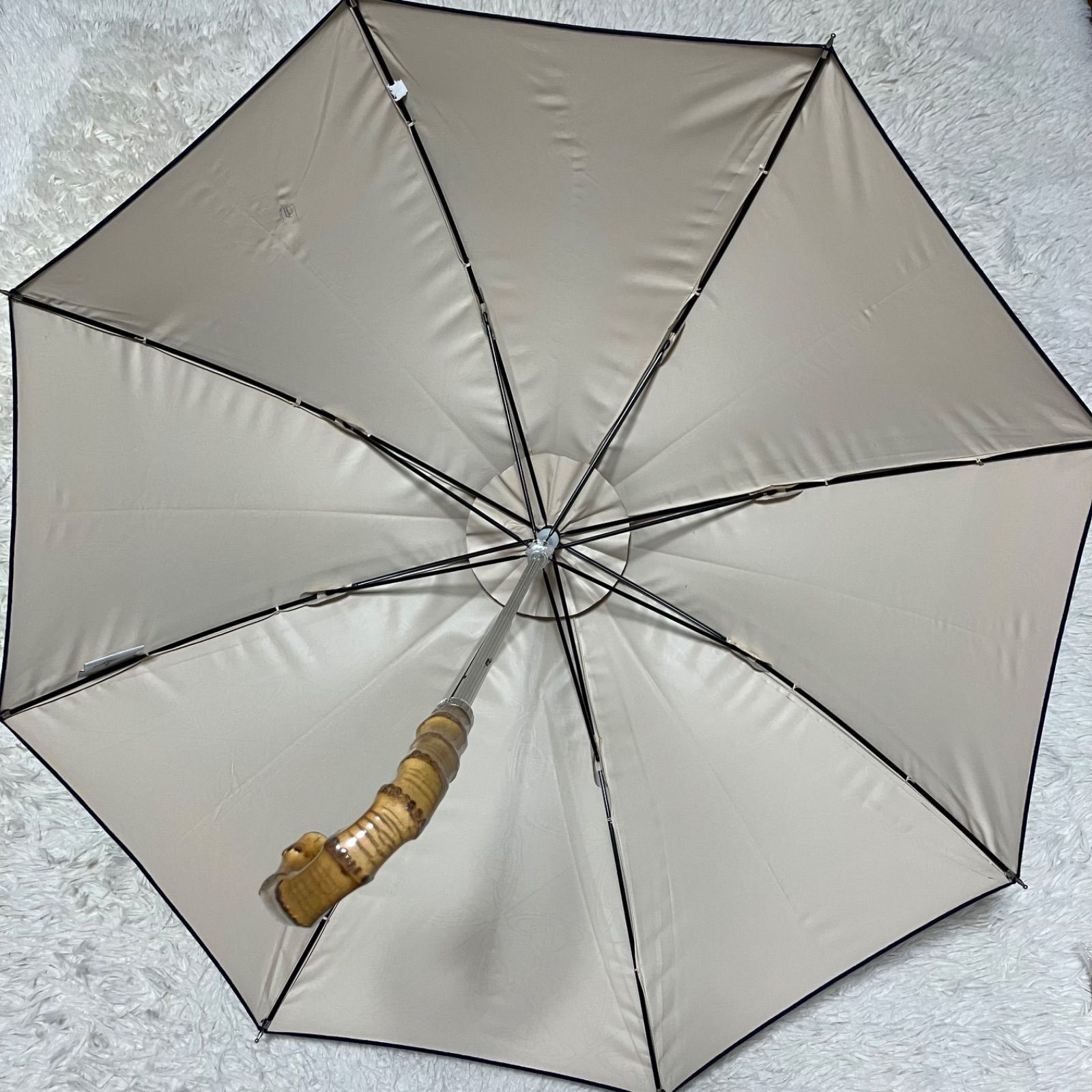 Vivienne Westwood ヴィヴィアンウエストウッド パゴダ 日傘 雨傘 両用 ベージュ オーブ柄