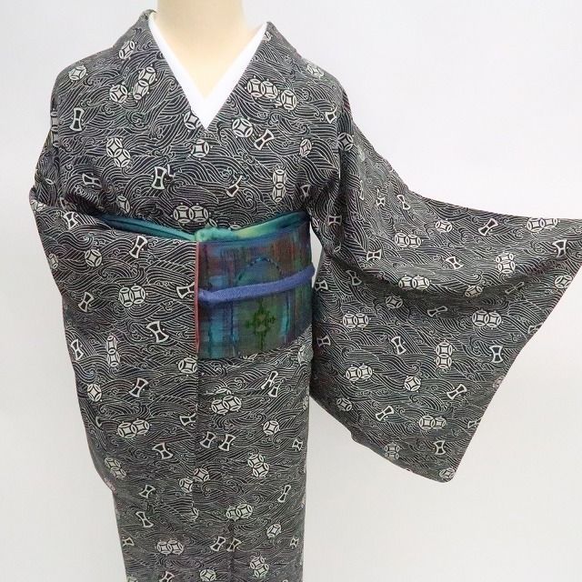 ✾まめ藤✾m2262 正絹 花井幸子落款 手縫い仕立て 小紋