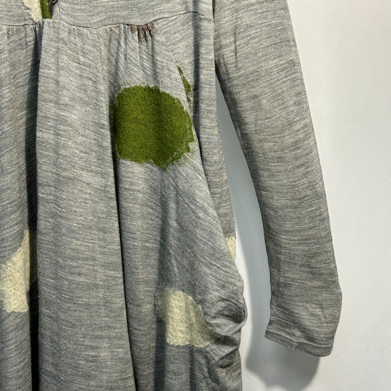 io comme io【40】グレー系 長袖ワンピース チュニック ドット柄 日本