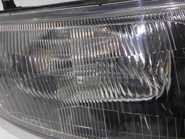 ルシーダ ヘッドライト左右