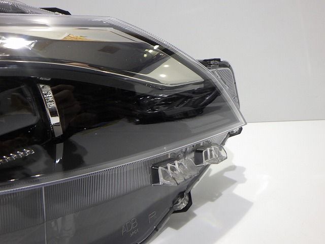ルークス 右ヘッドライト B48A LED 100-2377Y H 76010-7NG0A コーティング 251023050