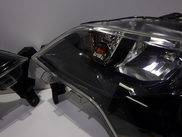 スペイド ヘッドライト左右 ハロゲン NCP140|145 52-260 B4 81150|81110-52F40 コーティング 251023048