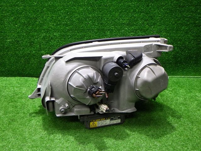 セルシオ 右ヘッドライト