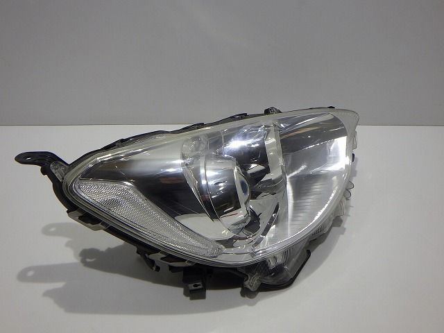 アクア 右ヘッドライト ハロゲン NHP10 前期 52-244 K 81110-52E60 コーティング 比較的 251023044 FFCRYSTALESIA_COM