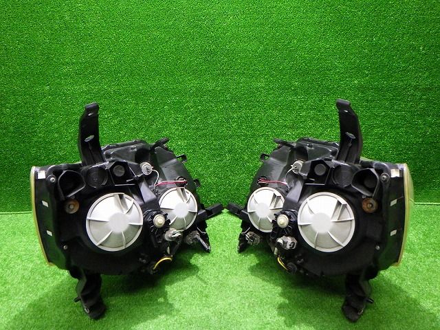 日産 セレナ C26 前期 純正 HID ヘッドライト 左右セット バラスト付き セレナ ヘッドライト 左右 HID C26 NC26 前期 100-23097 日産 バラスト