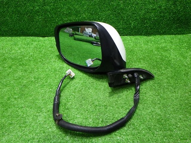 フィット 左ドアミラー