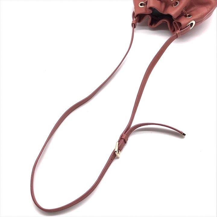 ジミーチュウ ロゴ