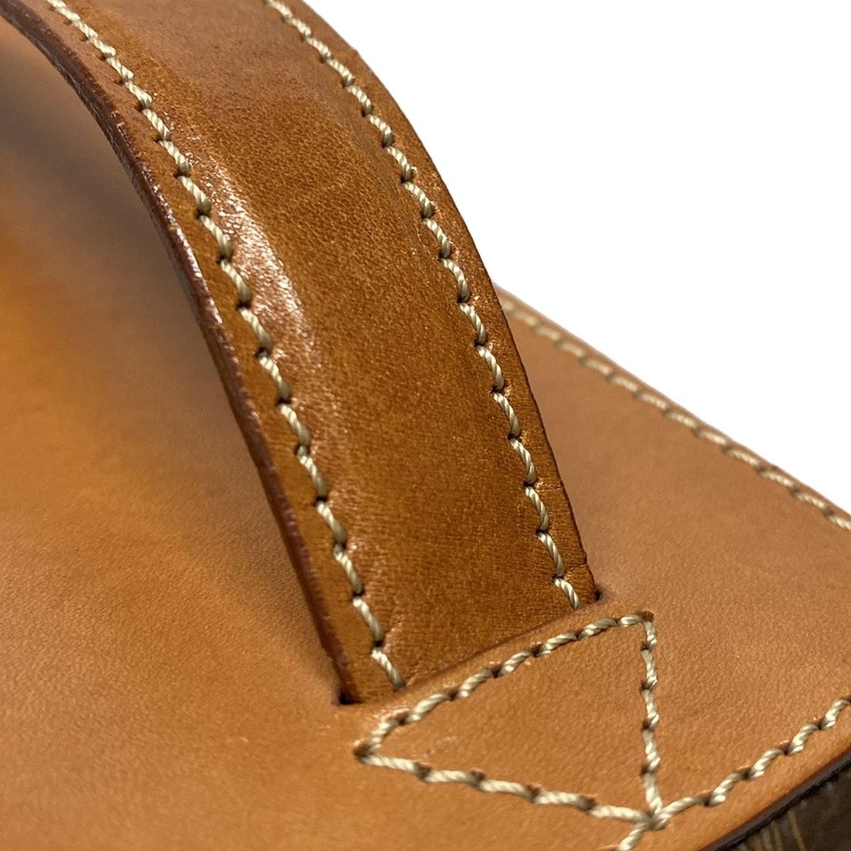 バニティバッグ