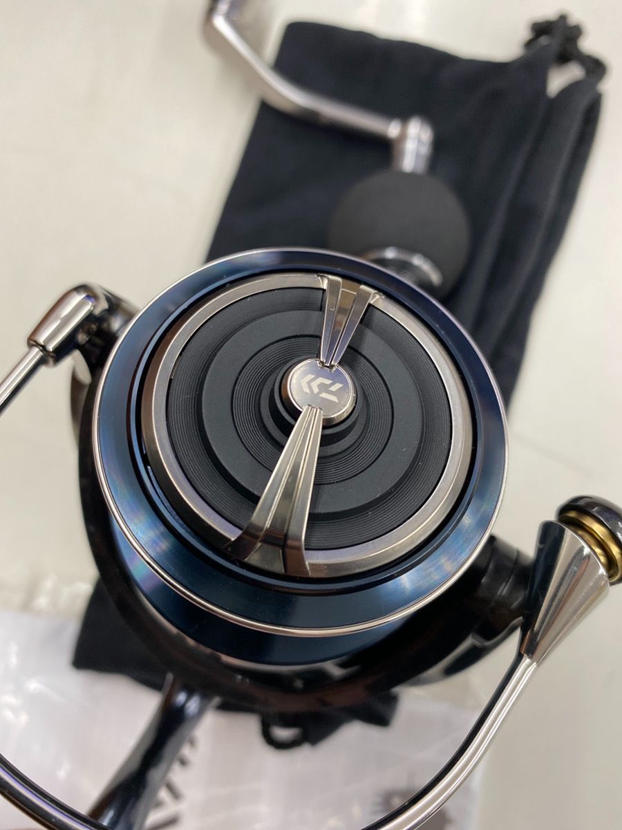 スピニングリール 21