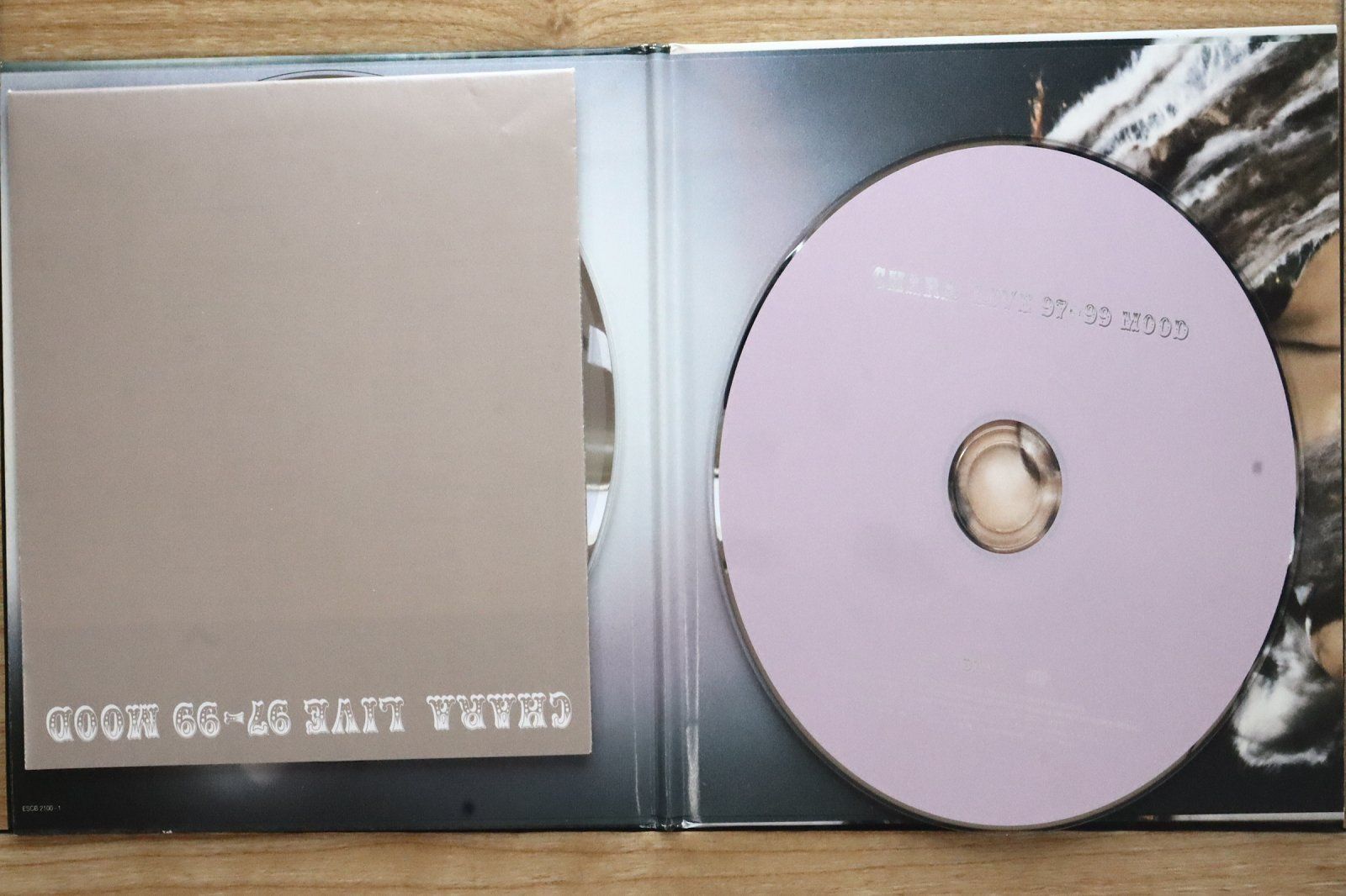 国内盤CD☆チャラ/Chara□ live 97-99 mood 【ESCB2100/4988010210021
