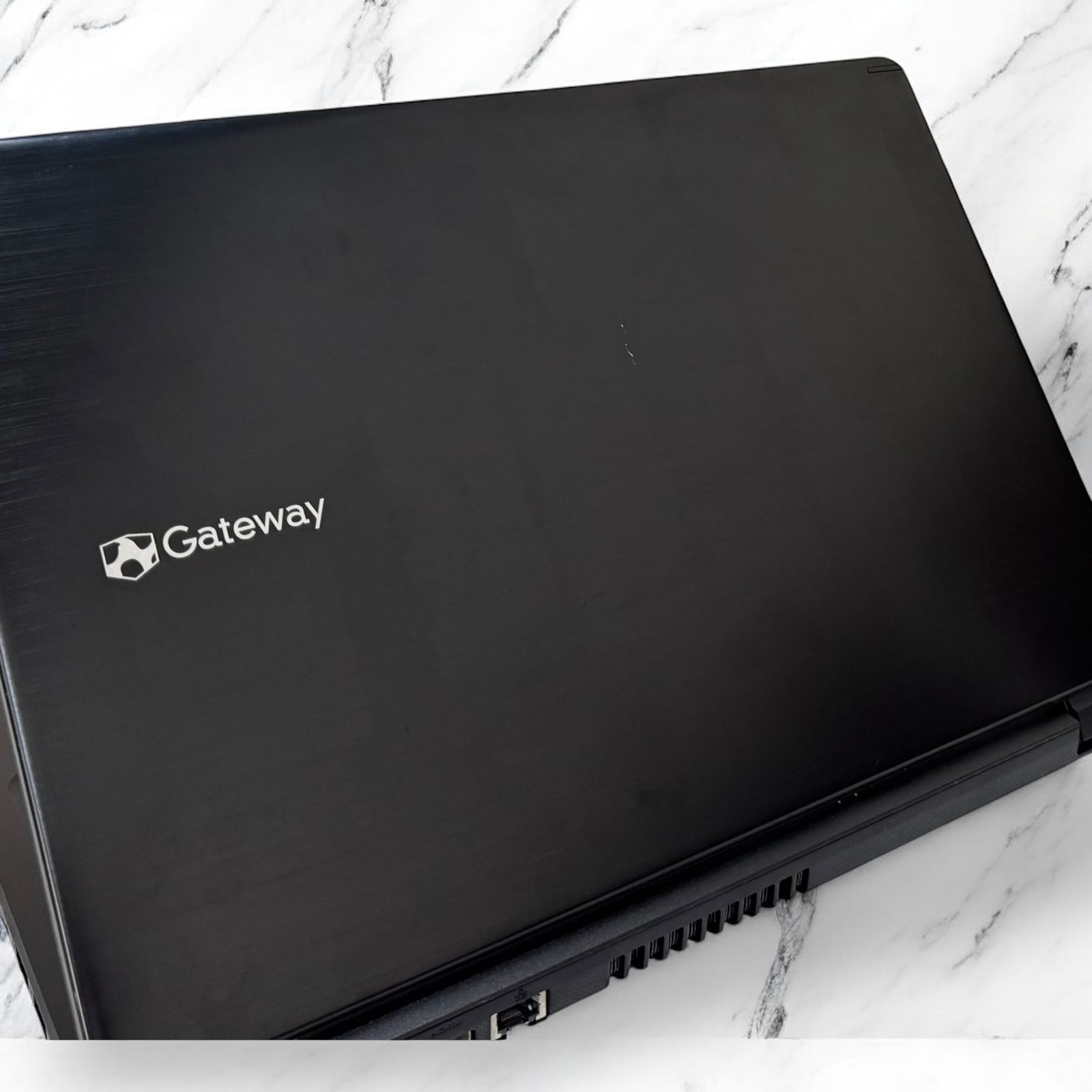 緊急入荷❗️】Windows11正規対応 薄型 ノートパソコン 第8世代i5 新品