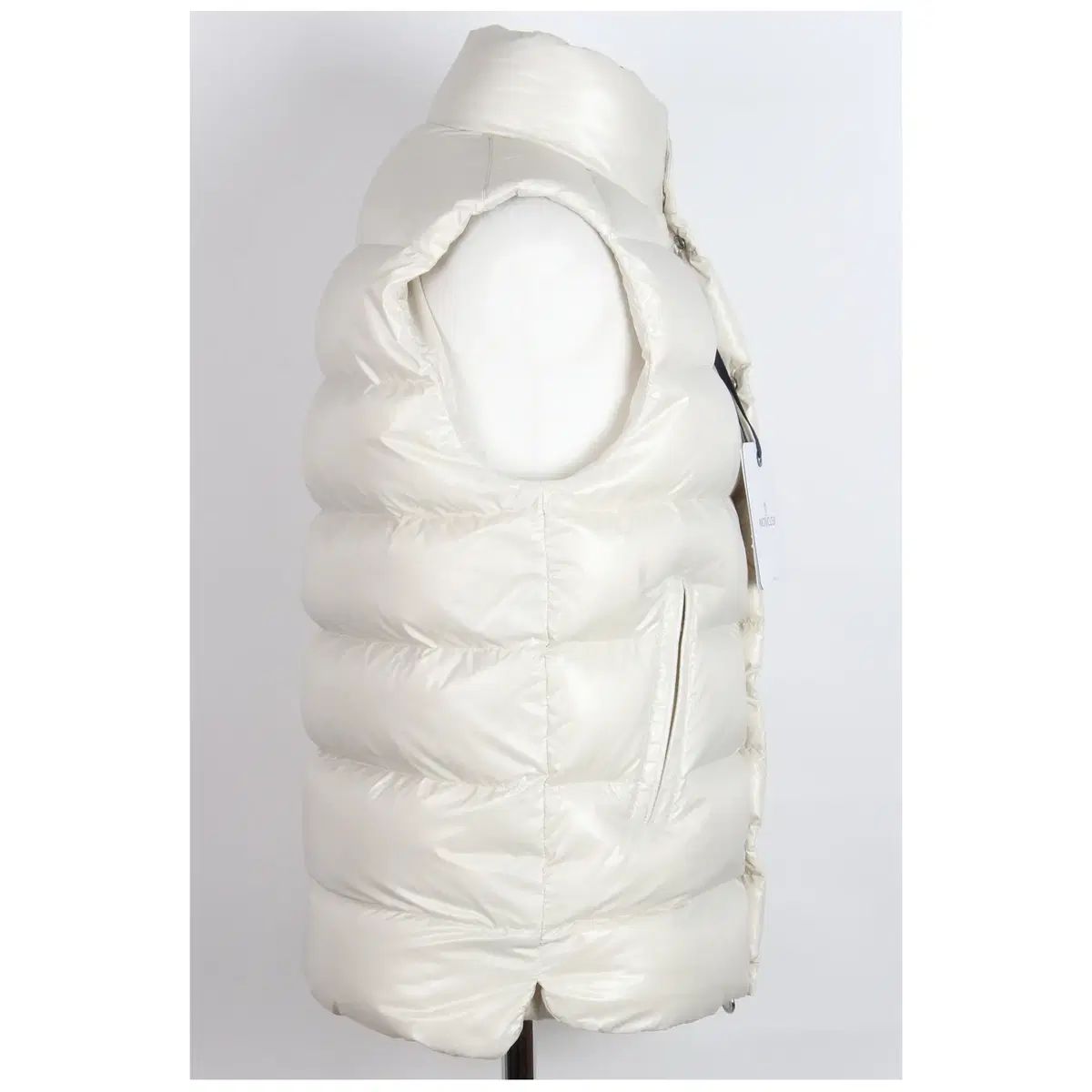  モンクレール モデル Tシャツ ダウン ベスト 白 1 95 ベスト ジレ ベスト ジレ ビスチェ