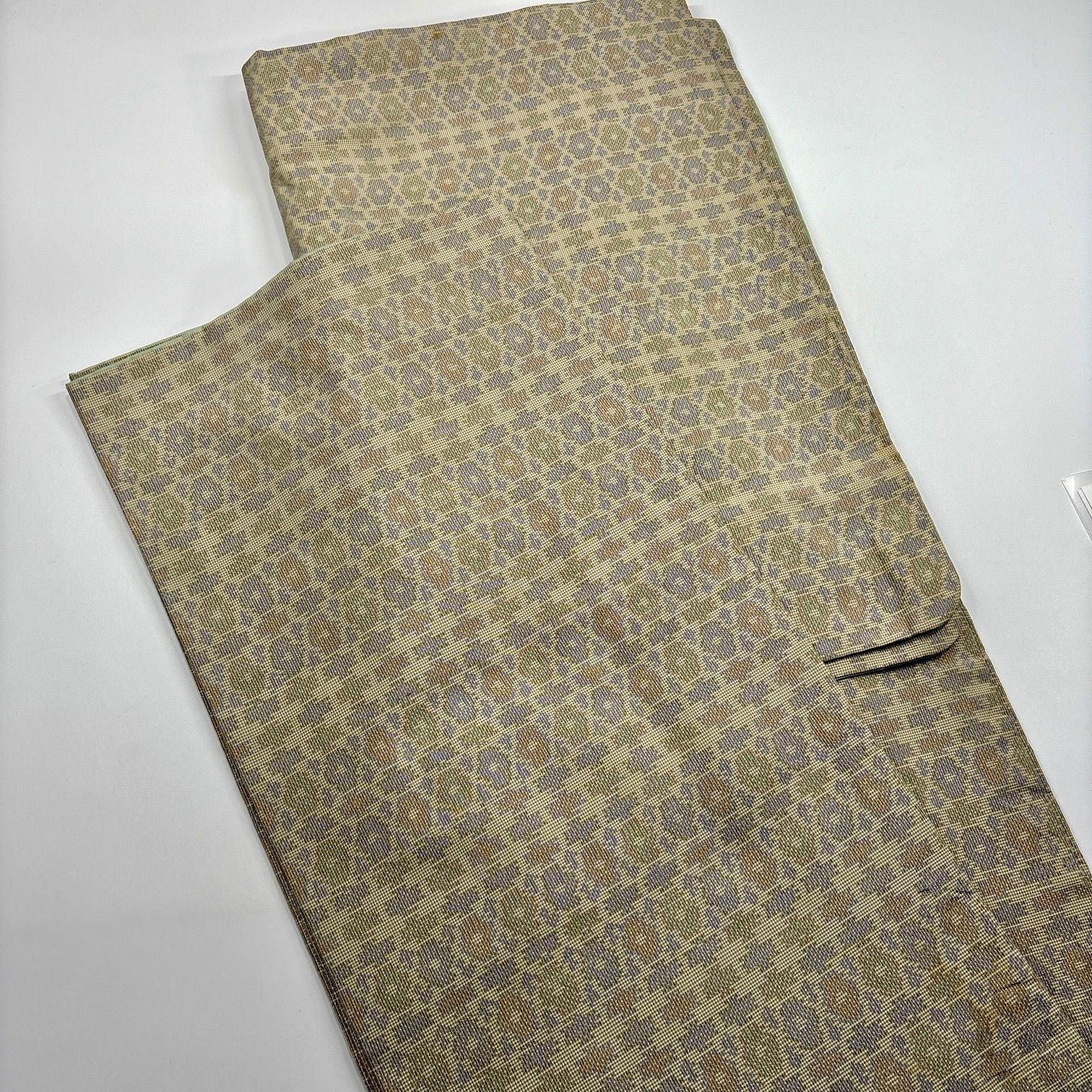 大島紬 5枚 正絹 着物おまとめ売り 同梱購入歓迎 リメイク用 着付け