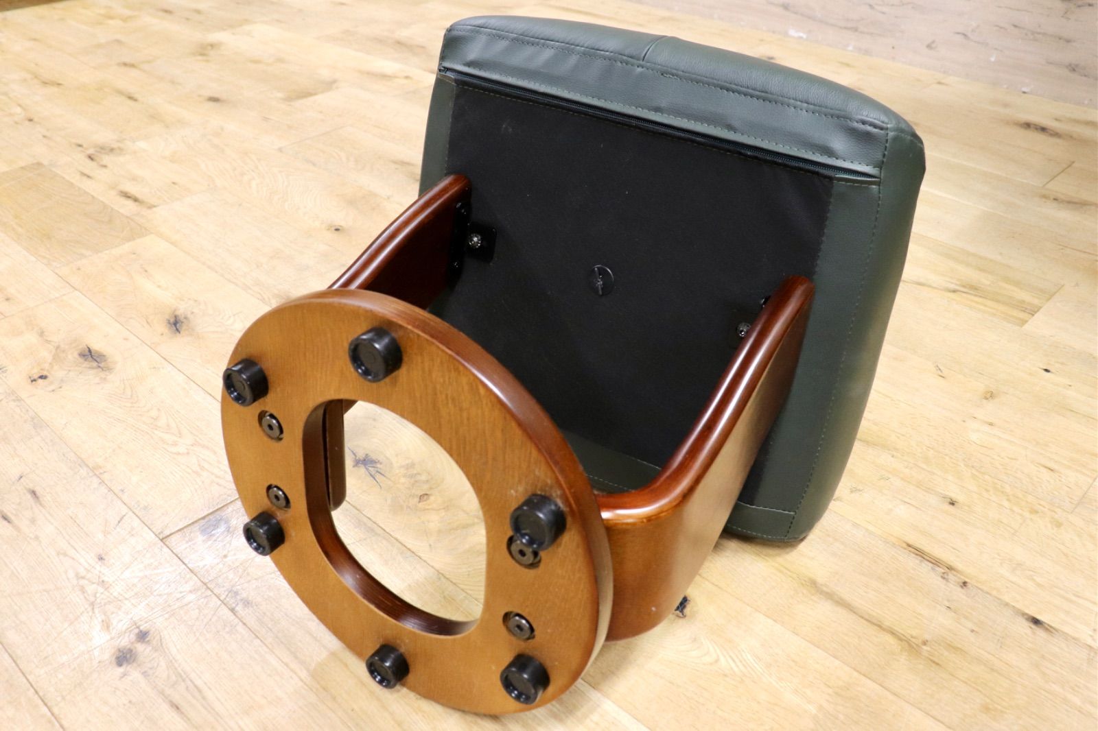 GMIK567 リクライニングチェア オットマンセット パーソナルチェア 1人掛けソファ 回転式 合皮 モダン 北欧スタイル 検 EKORNES NEXPOTALLINN_EU