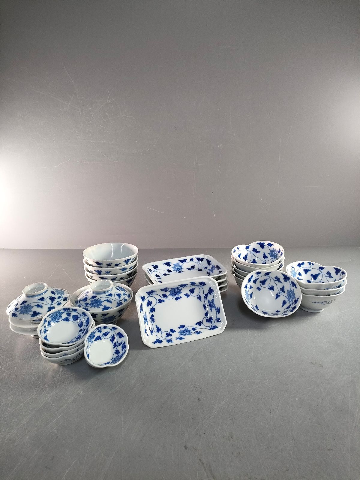 S9-1 有田焼 深川製磁 蓋茶碗5客 角皿5客 小鉢9客 小皿5客 懐石道具