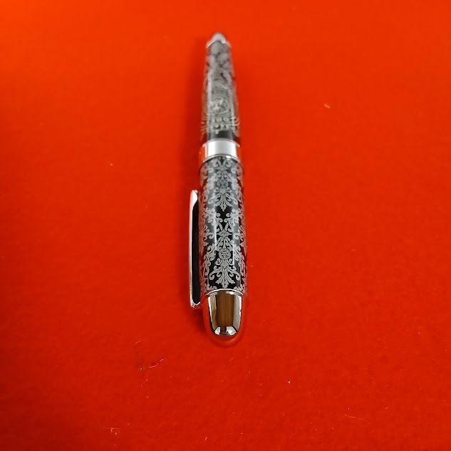 ローラーボールペンOBEY