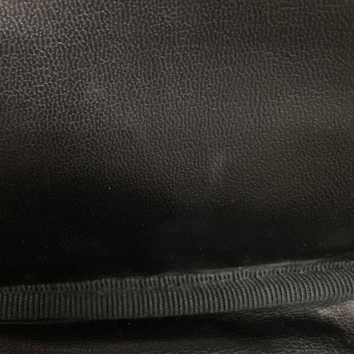 黒 ゴールド金具