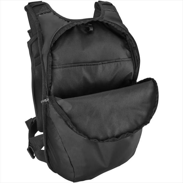 ナイキ コミューター