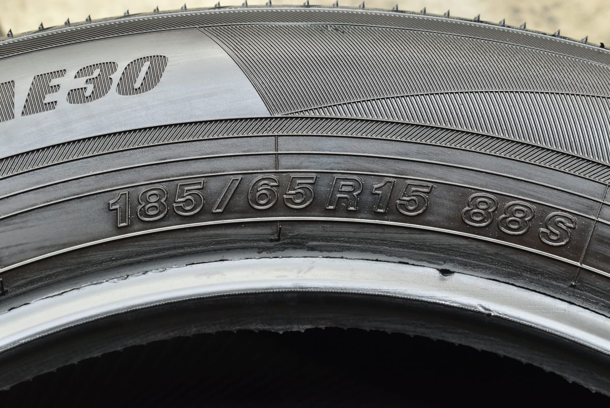 新車外し 185/65R15 2025年製ブルーアースFE 走行3キロ 2025年製 新車外し】ヨコハマ ブルーアース-FE AE30 185/65R15 4本