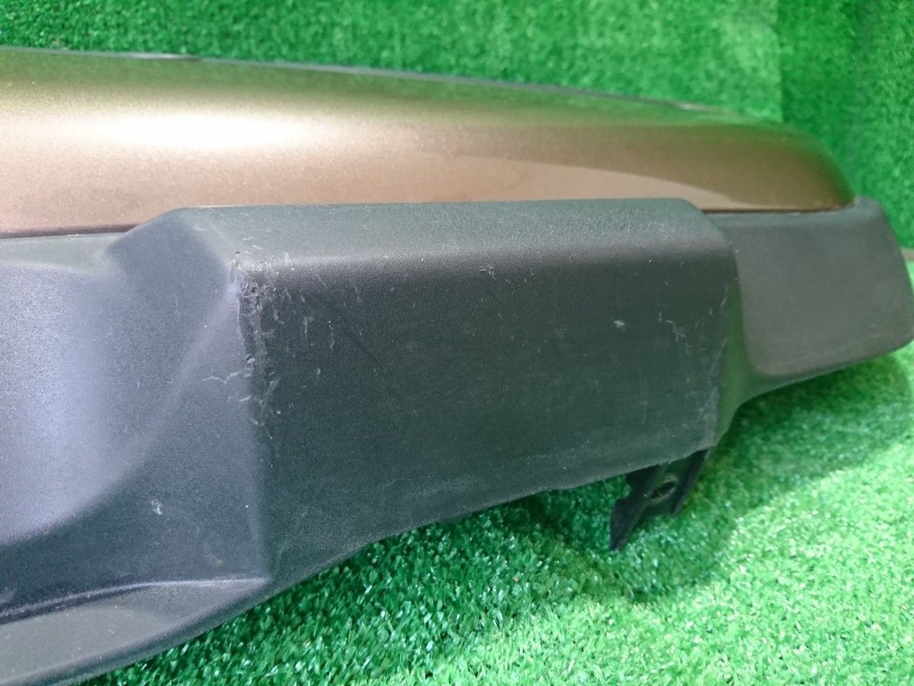 リアバンパー 無塗装黒×ブラウン