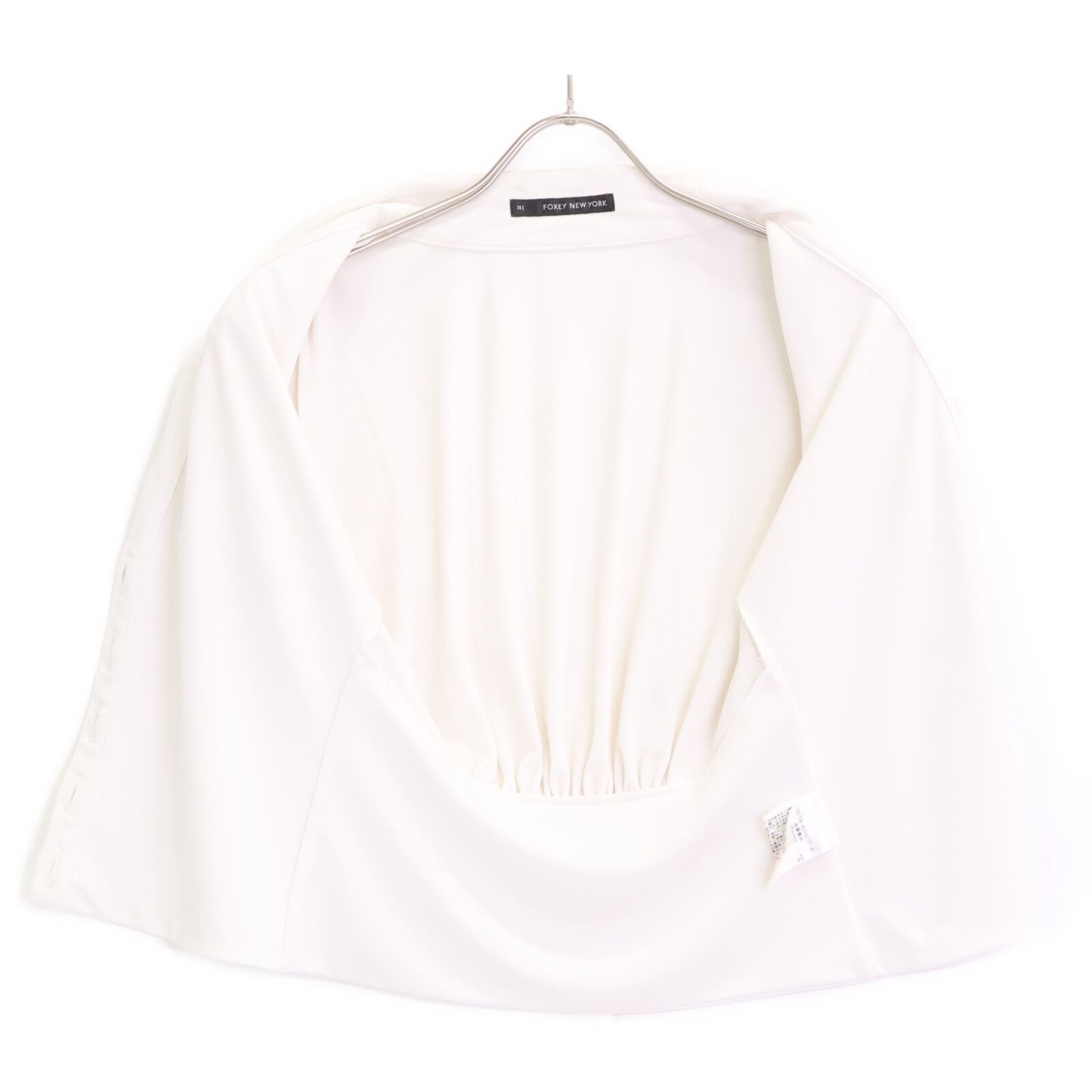 FOXEY NEW YORK フォクシーニューヨーク 26154 ﾎﾜｲﾄ ﾎﾞﾀﾝ付き半袖  