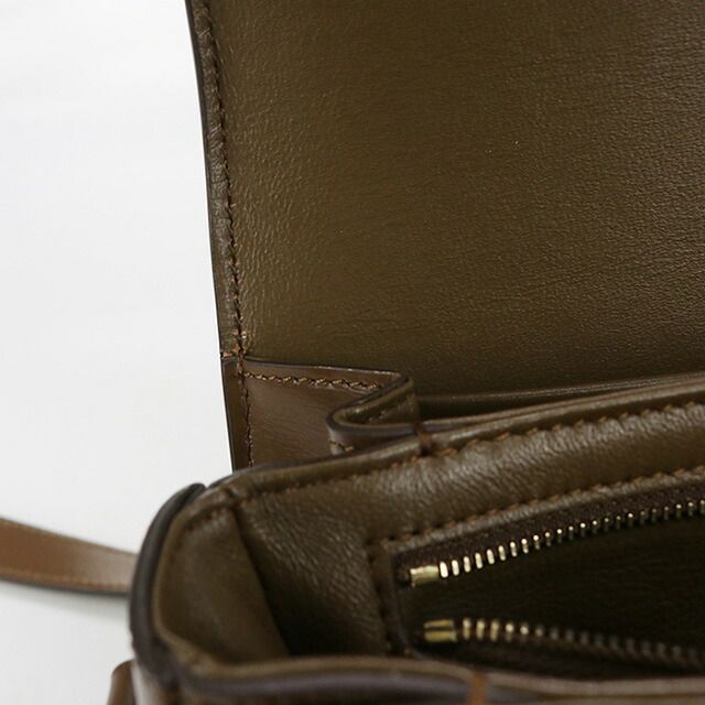 トリオンフ クラシック