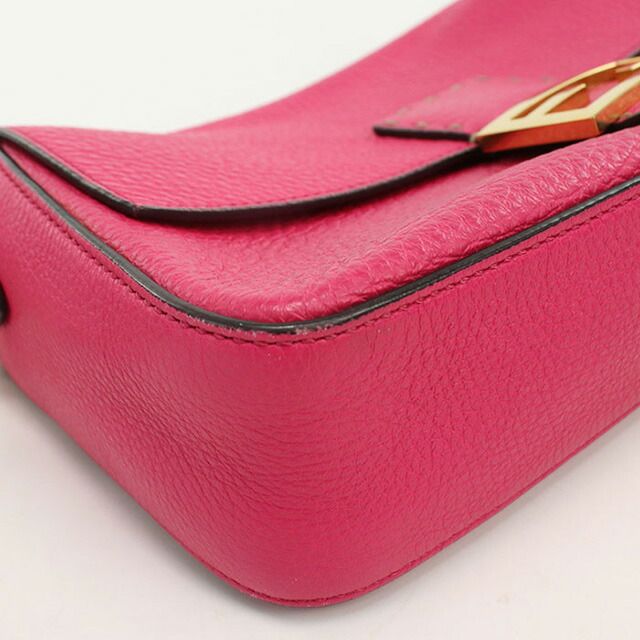 フェンディ FENDI