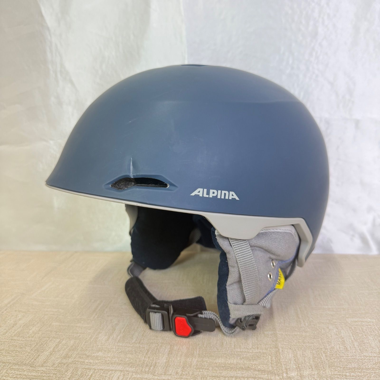 ウィンタースポーツ 美品！ALPINA MAROIスキーヘルメット