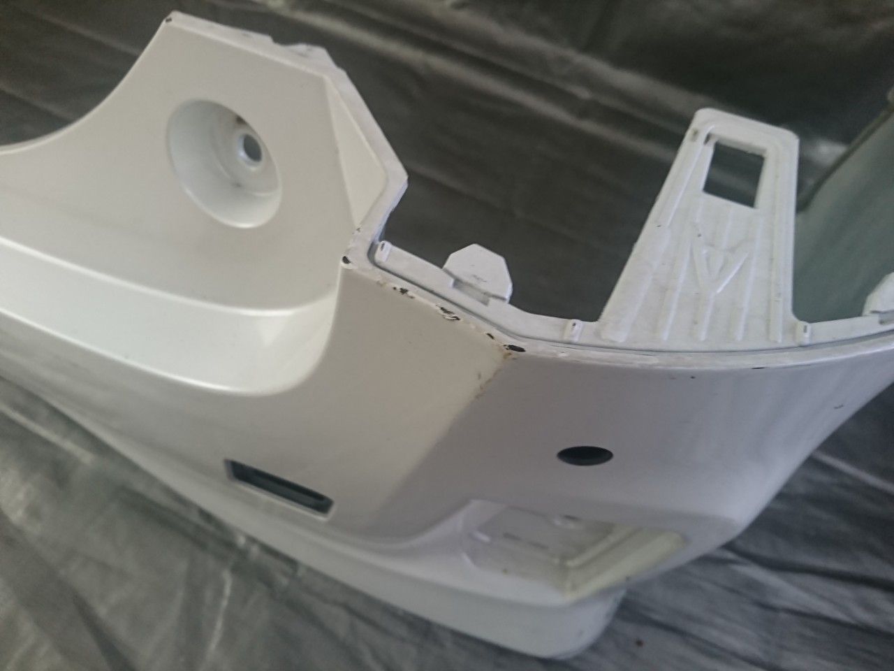 アルファード リアバンパー