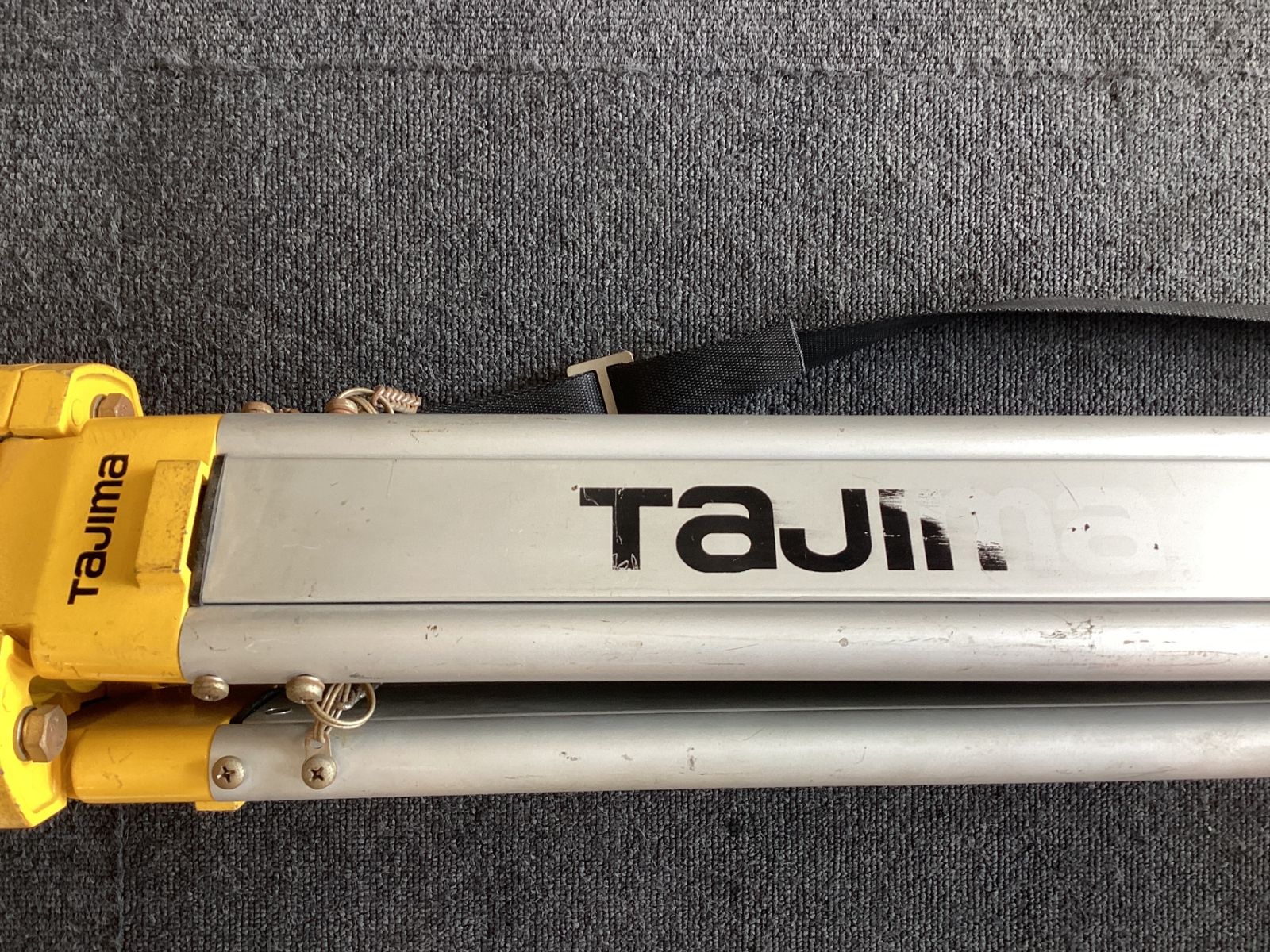 エレベーター三脚3000 記名