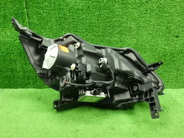 ｅＫスペース DBA-B11A 左ヘッドランプASSY 100-67053 キセノン 8301C679 9157