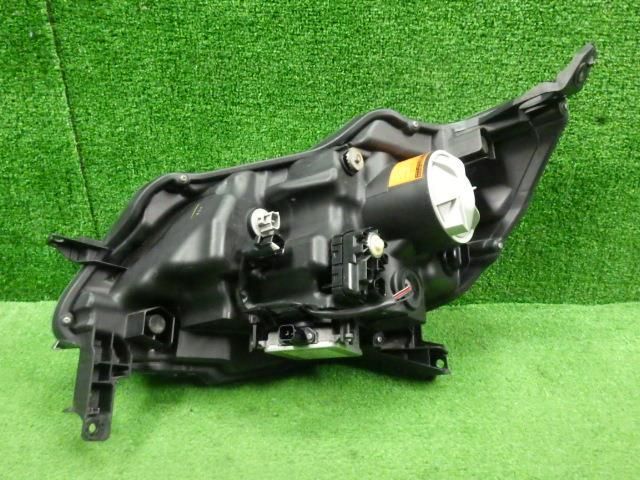 ｅＫスペース DBA-B11A 右ヘッドランプASSY コイト 100-67053 キセノン 8301C680 9157