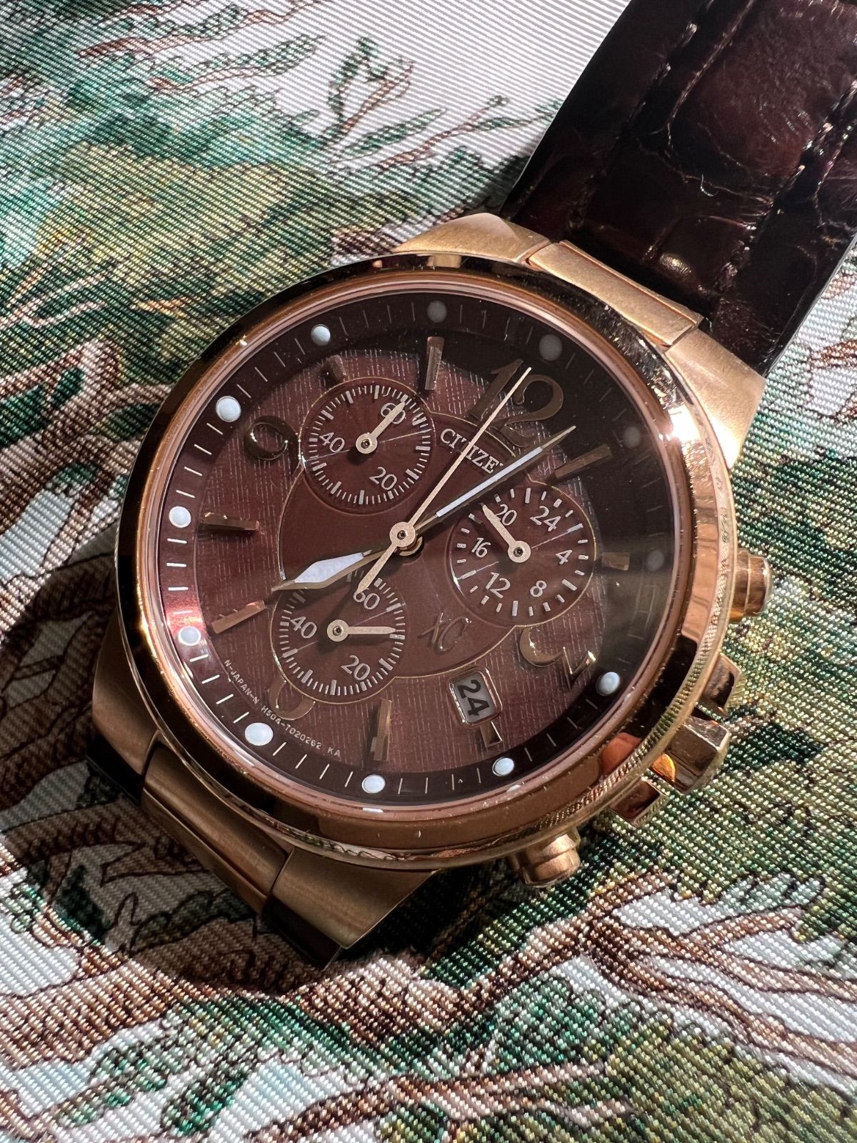 シチズン XC クロスシー エコドライブ ソーラー クロノグラフ