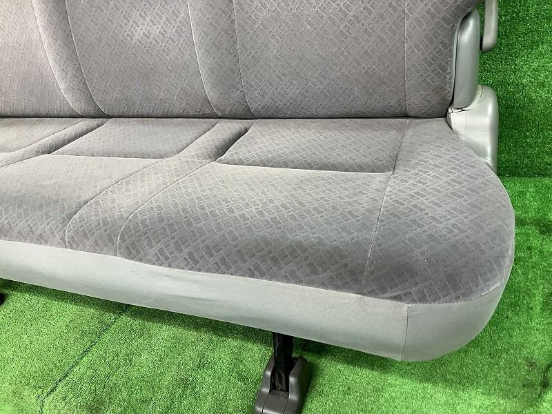 ハイエース KDH206V リアシート 後部座席 ロングスーパーGL 4WD 5人 209