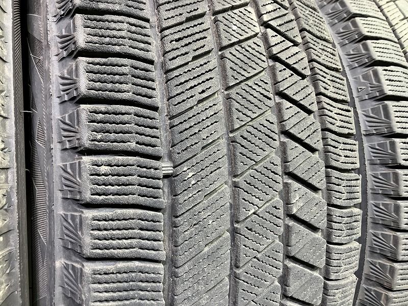 車 BRIDGESTONE スタッドレス ブリヂストン ブリザックVRX3 205/60R16