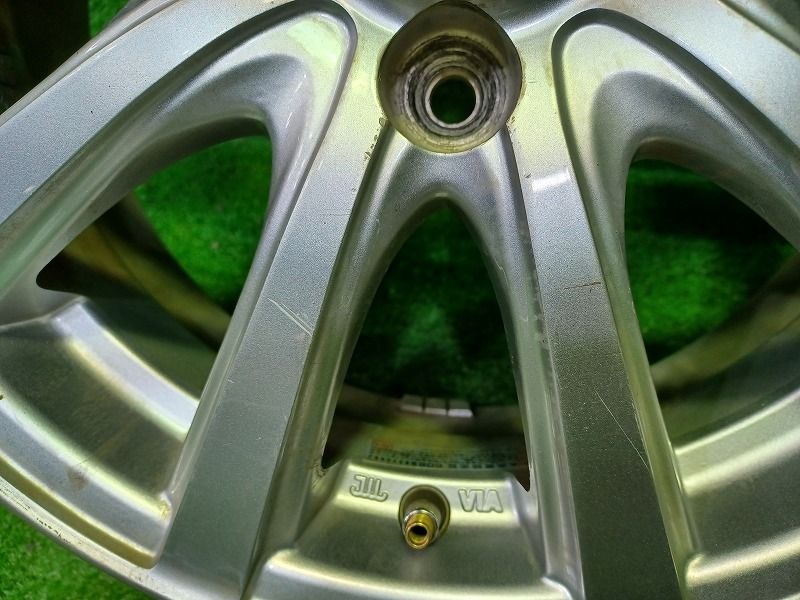 社外 AZスポーツ ｱｸｱ ﾔﾘｽ ﾉｰﾄ ホイール アルミ シルバー 15インチ 5.5J 4穴 4本 100 45 FFCRYSTALESIA_COM