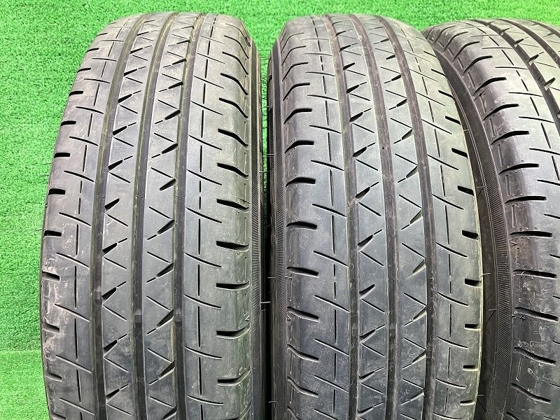 恋愛 YOKOHAMA サマー ヨコハマ ブルーアースバンRY55 195 80R15 107 105NLT 4本 6ミリ カラー