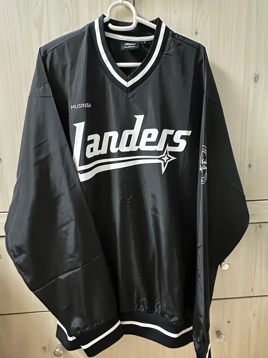 SSGランダーズXムシンサ 24シーズン ウーブン ロングスリーブ