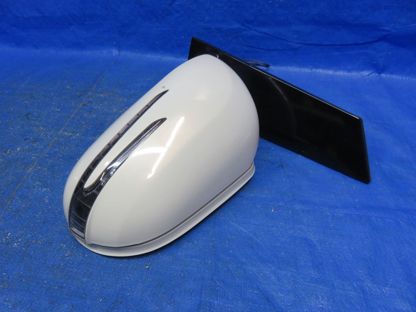 LA7302* ベンツ風 ヴェルファイア GGH20W|前期 ドアミラー サイドミラー 4U1カラー ANH20W ANH25W GGH25W アルファード 小傷 FFCRYSTALESIA_COM