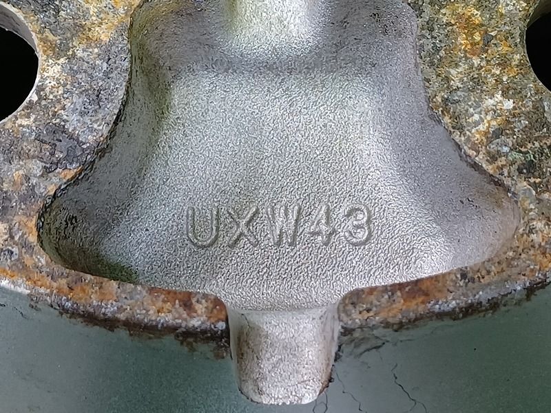 シルバー 15インチ