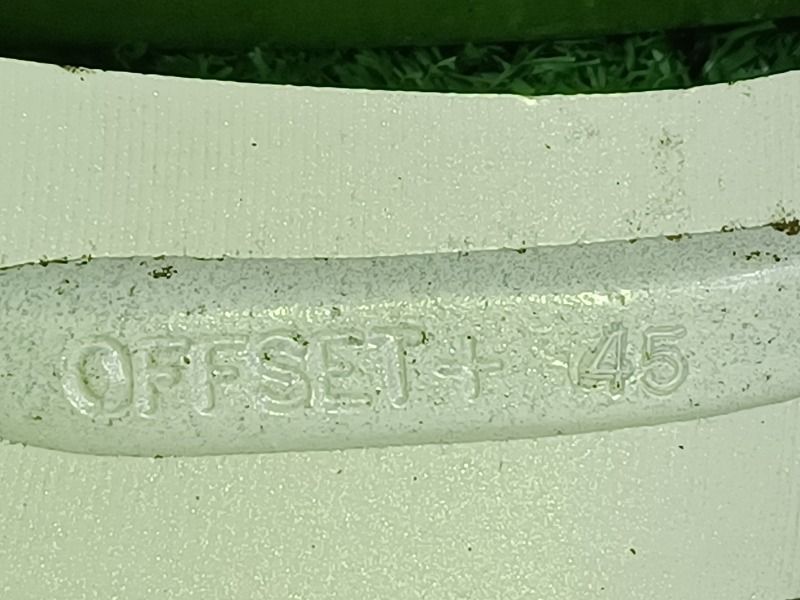 シルバー 14インチ