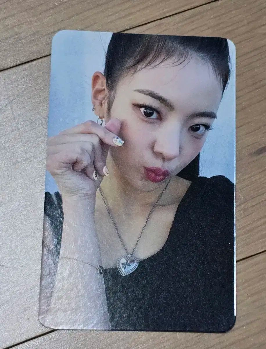 itzy cheshire リア サノク トレカ itzy リア cheshire サノク 事前収録 限定 トレカ