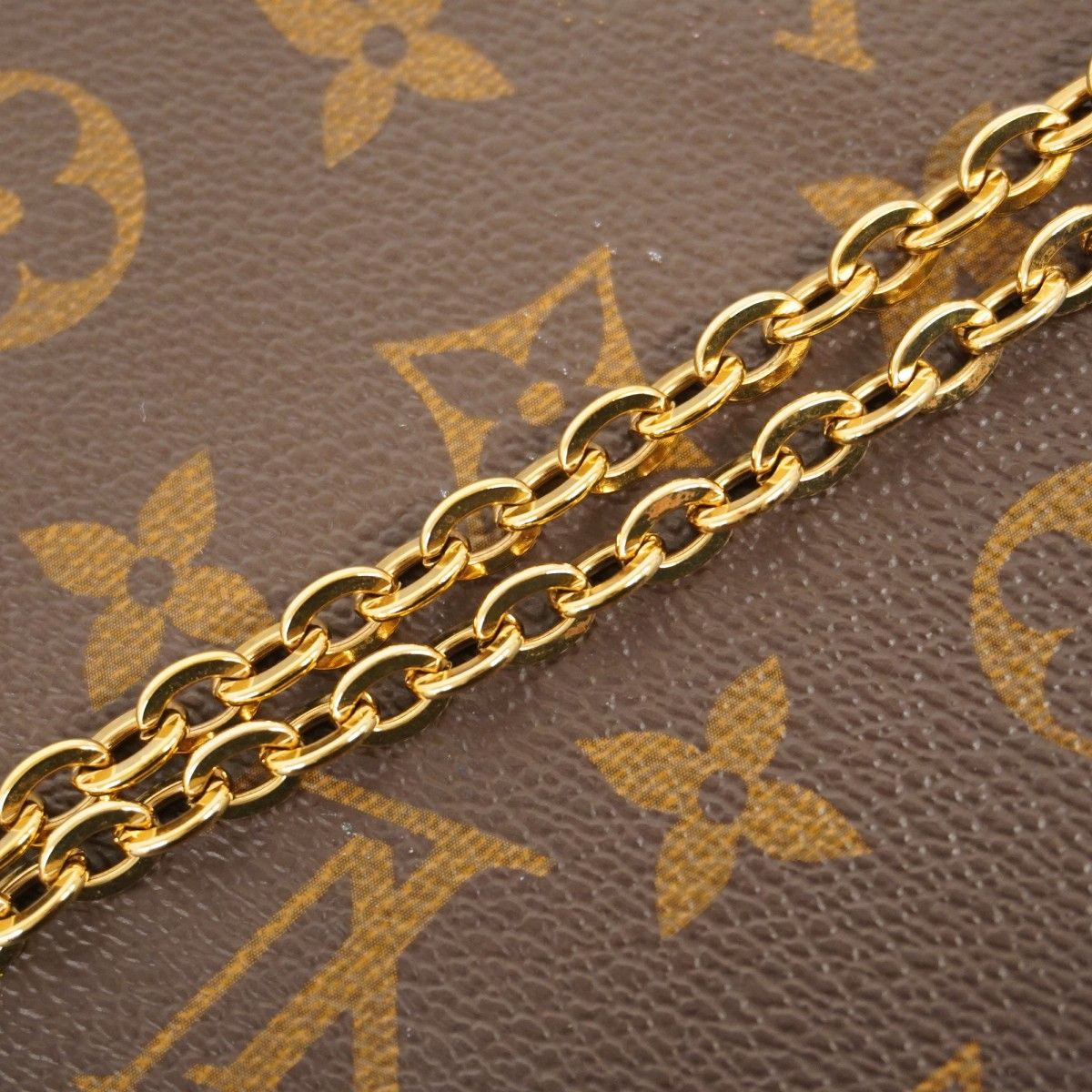 ポシェットフェリシー M61276