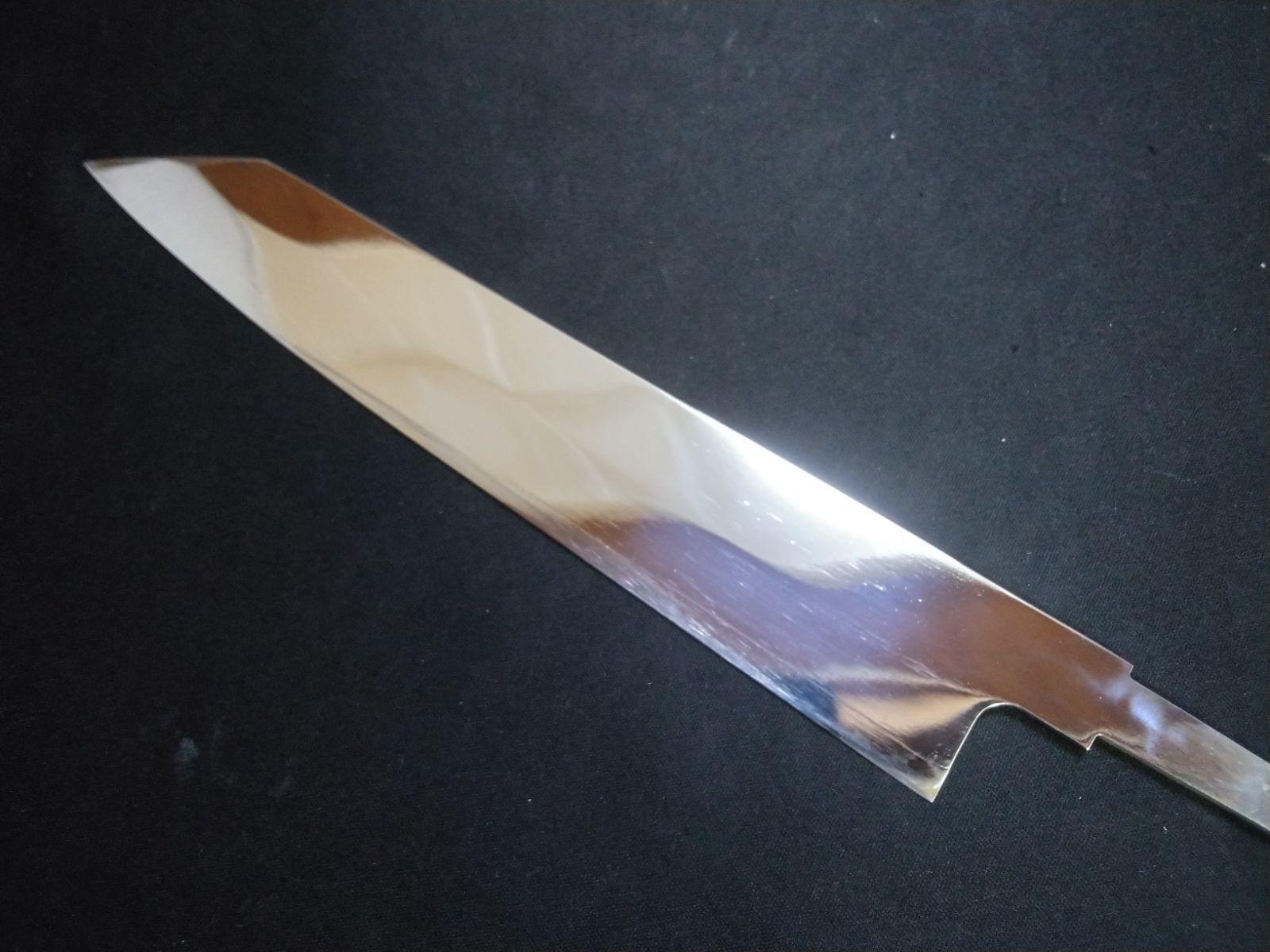 城山刃物製作所 堺業務用刃物メーカー直売 八寸 切付け型和牛刀 厚口 両鏡面 黒檀上下白水牛柄