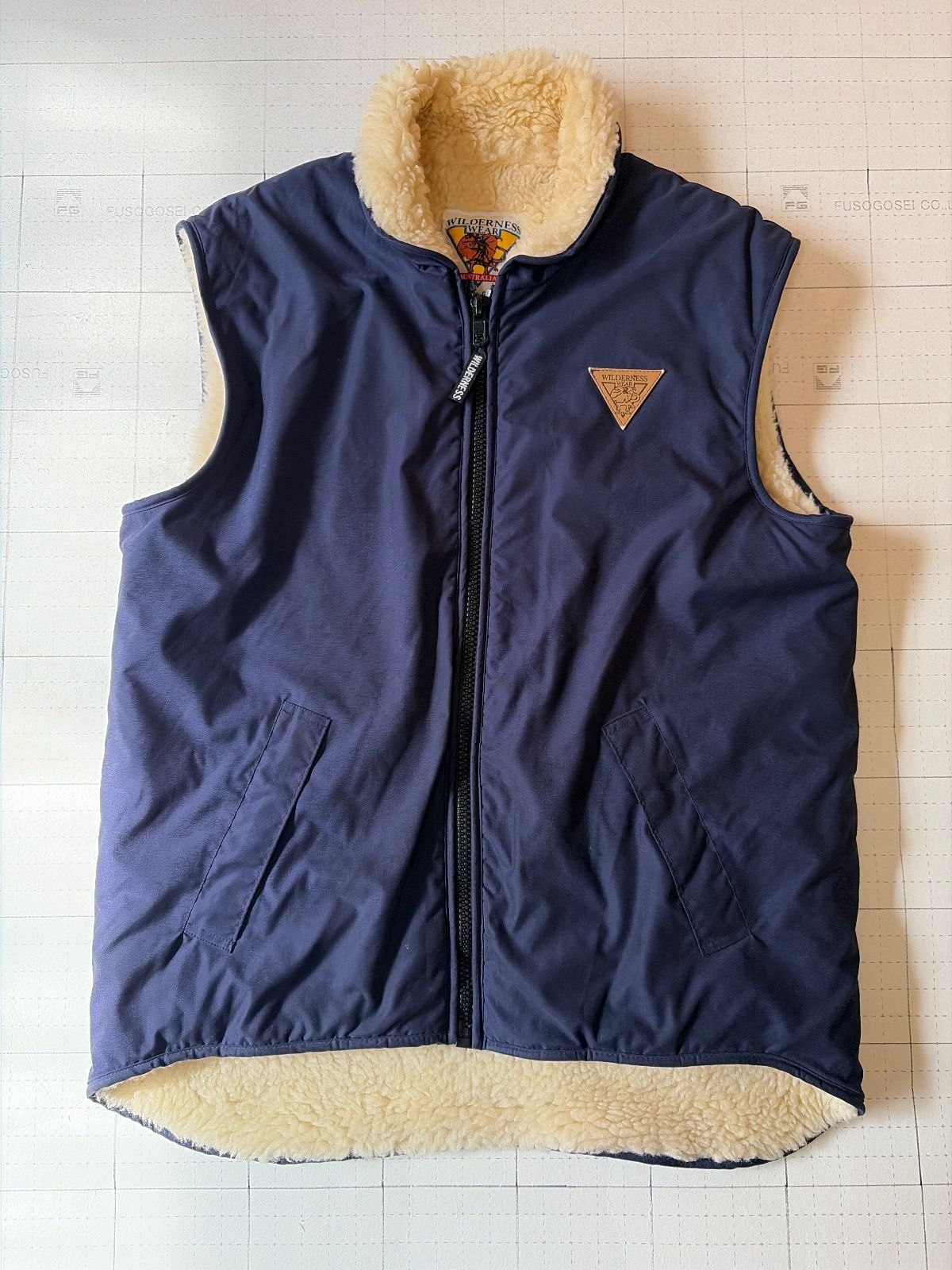 ト2510- -5317 ウィルダネスウエア WILDERNESS WEAR 裏ボアベスト ジップアップ 紺 M