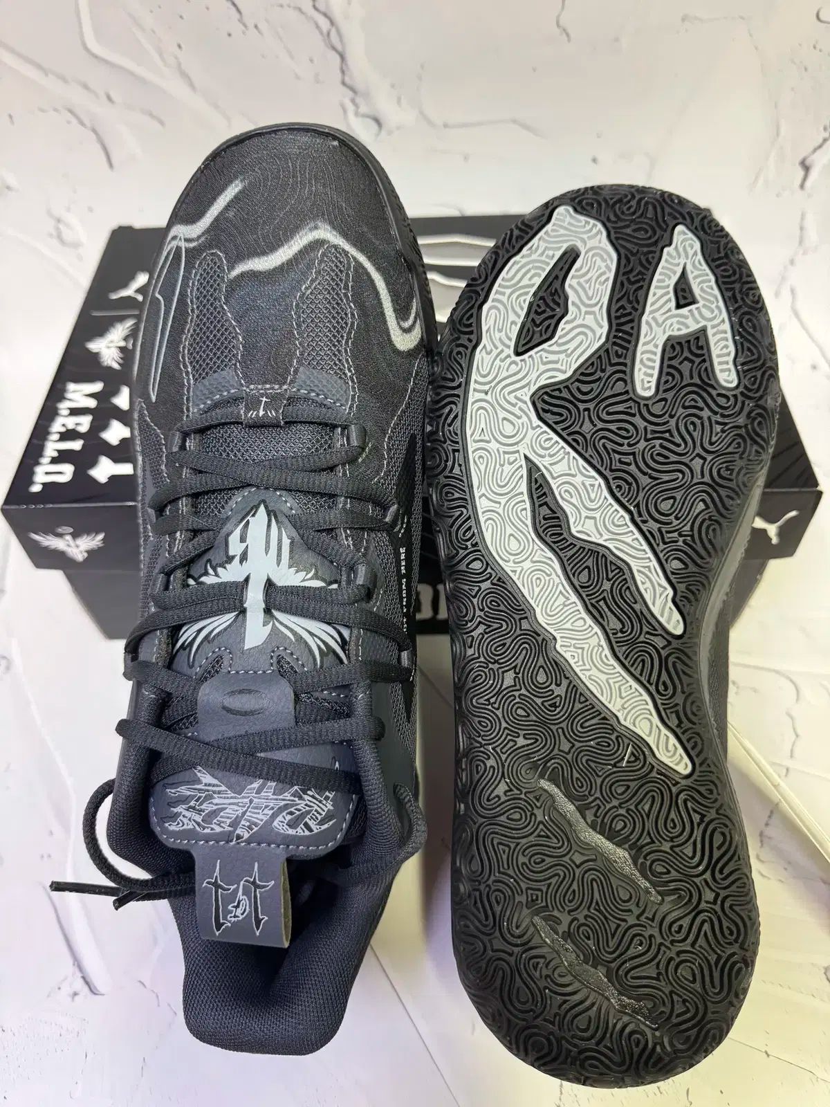  270 プーマ MB 03 Lo Team シューズ(男性用) バスケットボール