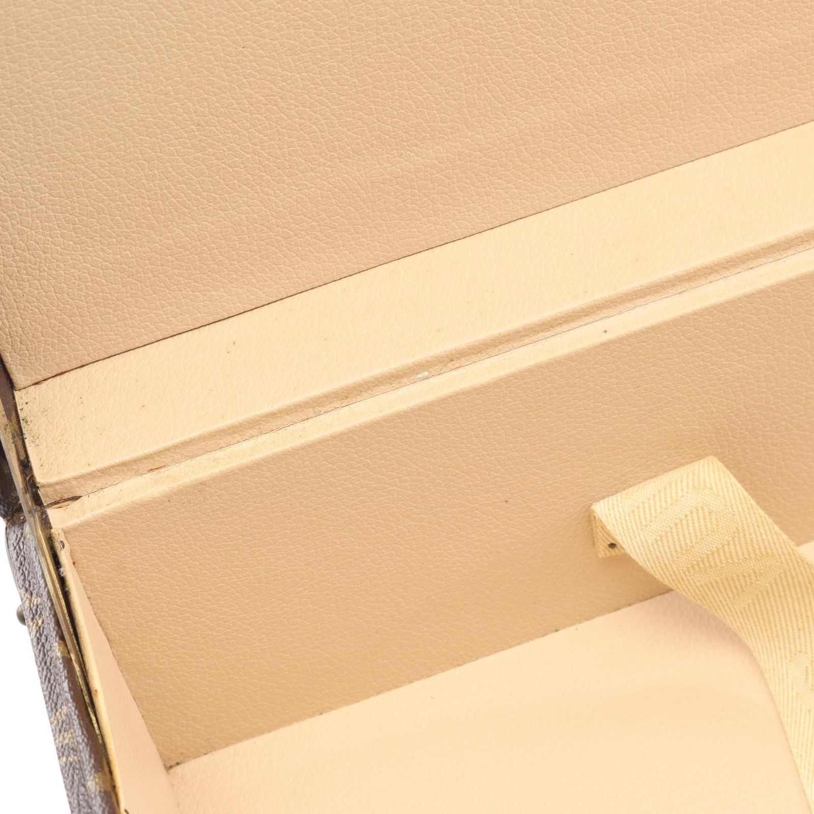 モノグラム トランク