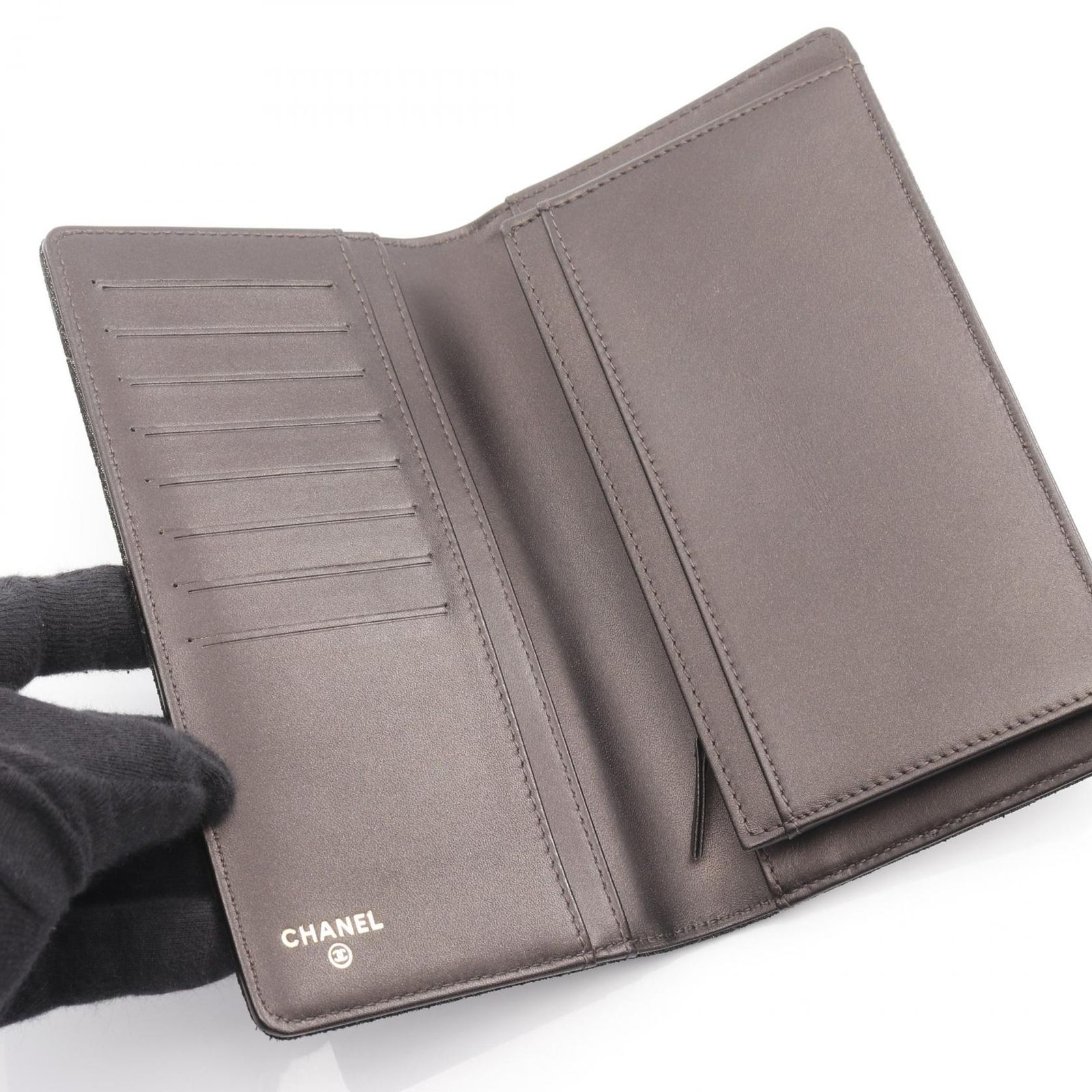 シャネル マトラッセ二つ折り財布 美品❣️ シャネル CHANEL 二つ折り長財布 マトラッセ A68927 シルバー カーフ