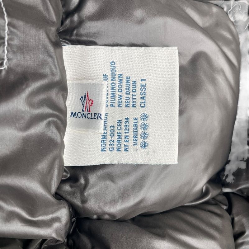 ダウンジャケット